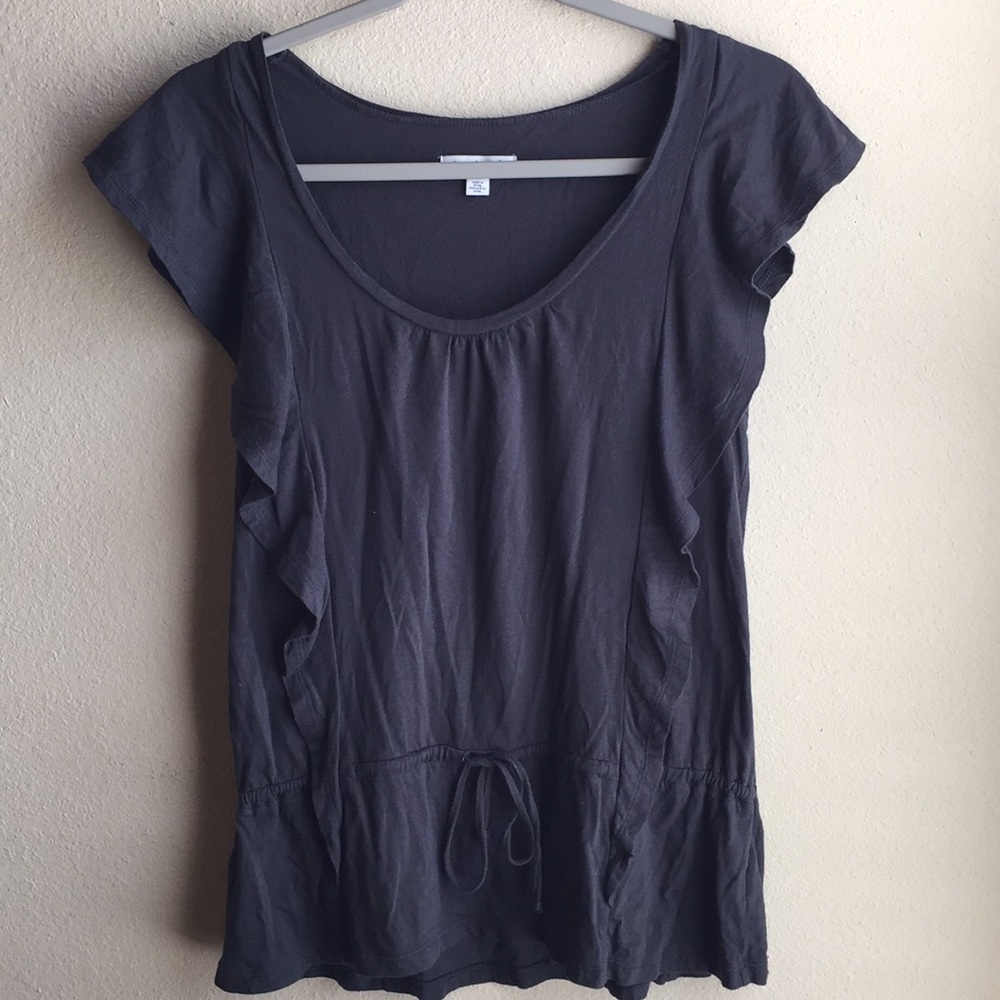 American Eagle ruffled cap sleeve shirt